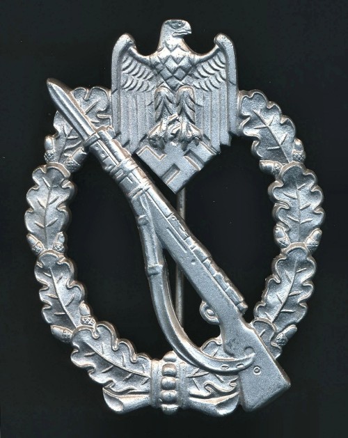 SOLD - Infantry Assault Badge in Silver