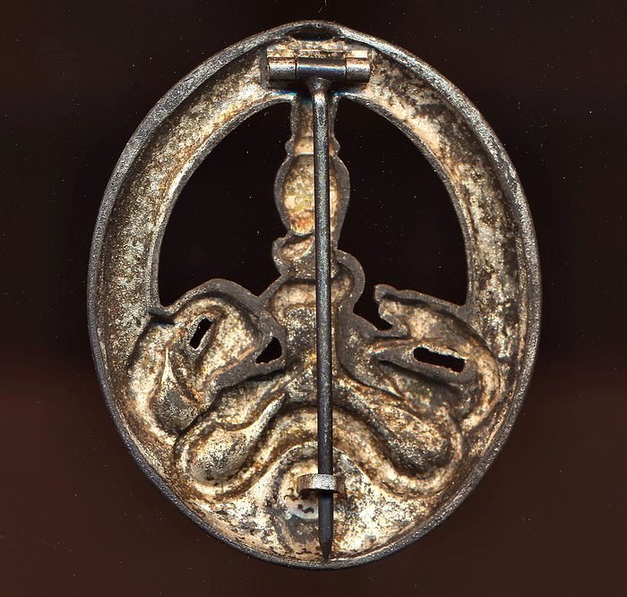 SOLD - Juncker Type 2.1 Anti Partisan badge in silver - Image 2