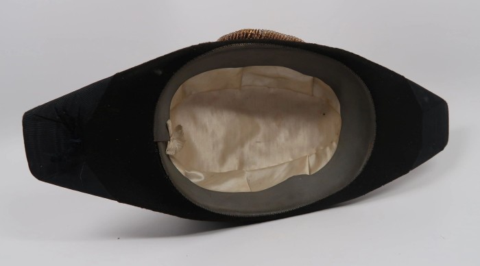 SOLD - Kriegsmarine Fore & Aft bicorn dress cap in the original hat box - Image 9