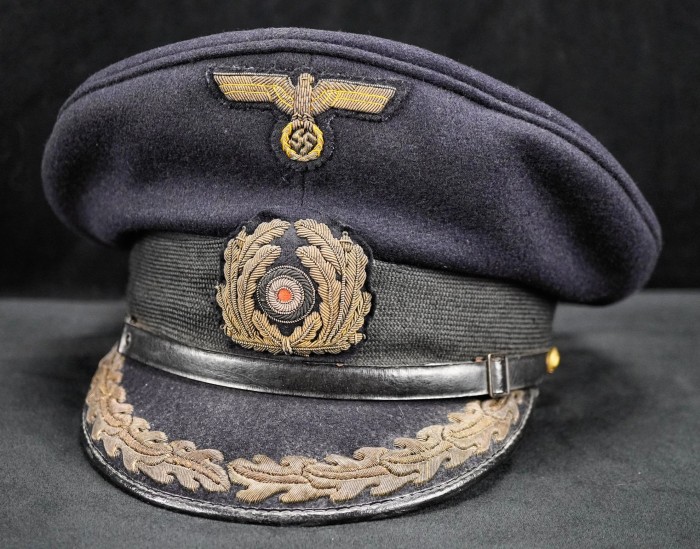 SOLD - Kriegsmarine Korvettenkapitän Visor Cap