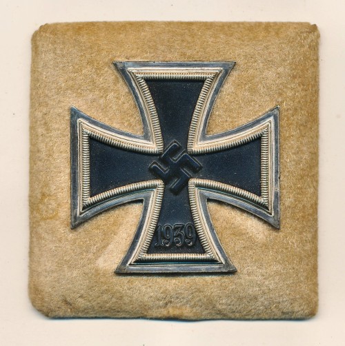 SOLD - L/11 Marked Iron Cross First Class w/ Case Insert