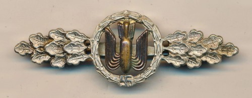 SOLD - Luftwaffe Bomber Clasp in Silver