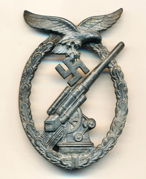 SOLD - Luftwaffe Flak Badge