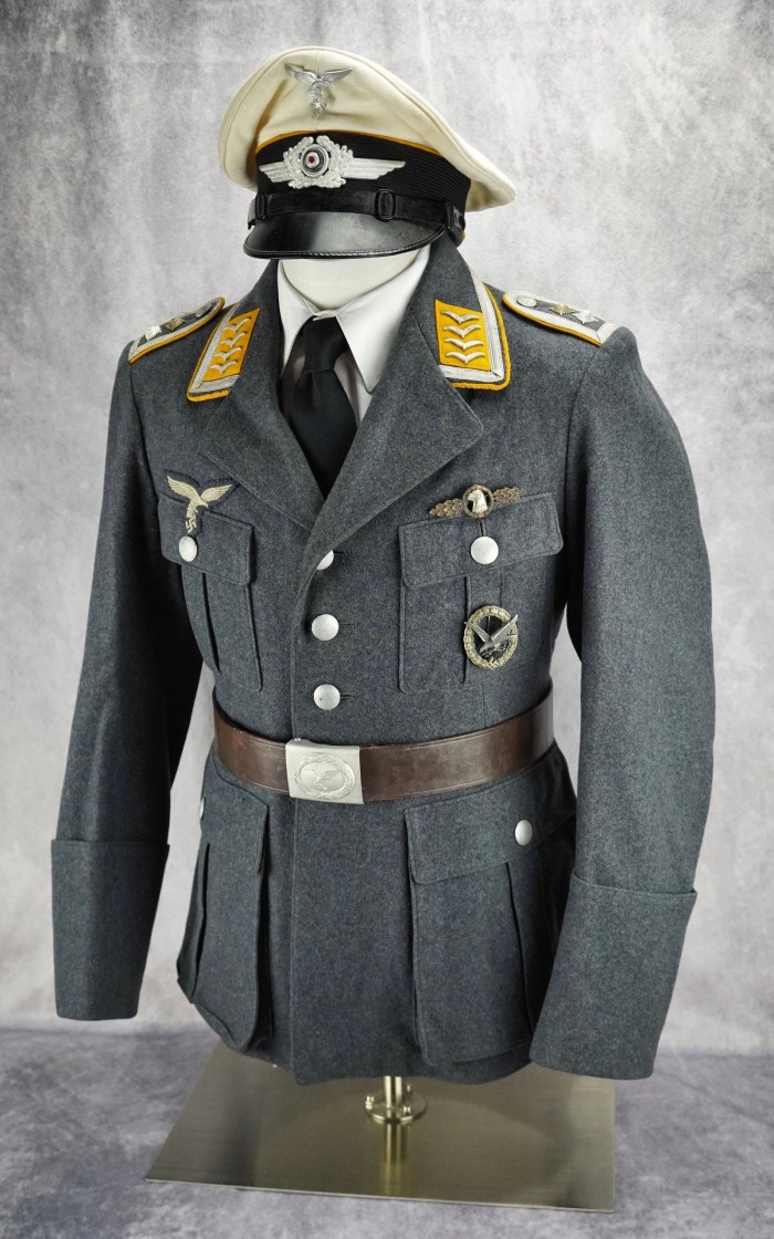 SOLD - Luftwaffe Flight/Para Oberfeldwebel Tunic