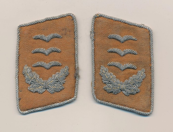 SOLD - Luftwaffe Signals Hauptmann Collar Tabs