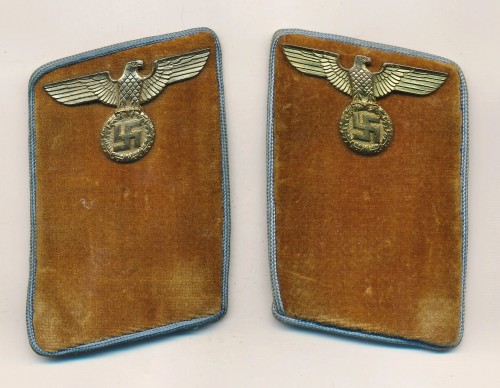 SOLD - Matching Set of NSDAP Ortsgruppe Anwärter Collar Tabs