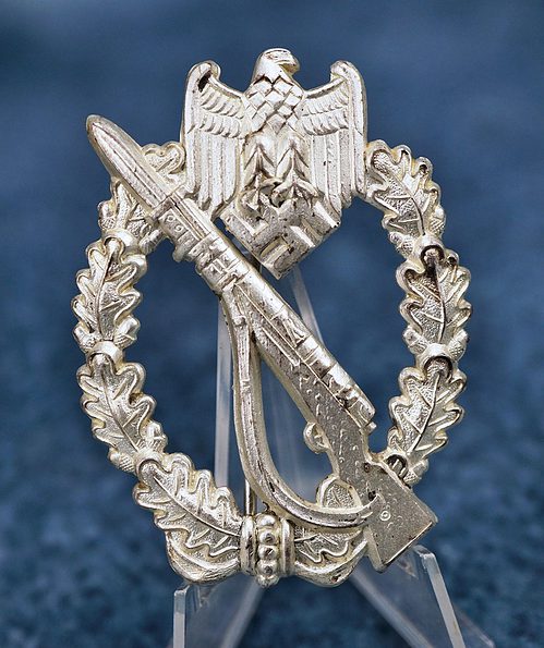 SOLD - Minty Infantry Assault Badge