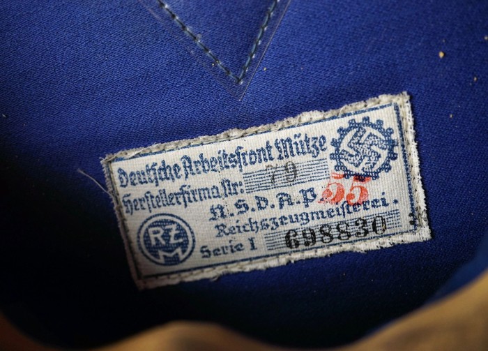 SOLD - NAMED DAF Visor Cap w/ RZM tag - Image 6