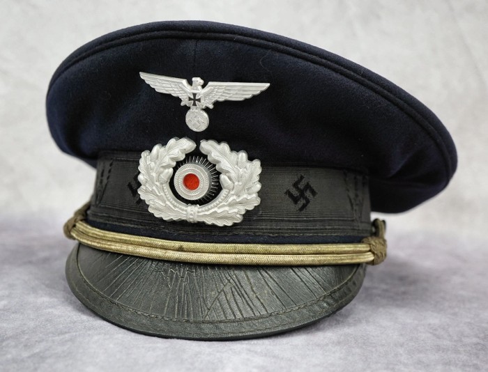 SOLD - NSRKB Veteran Officer Visor