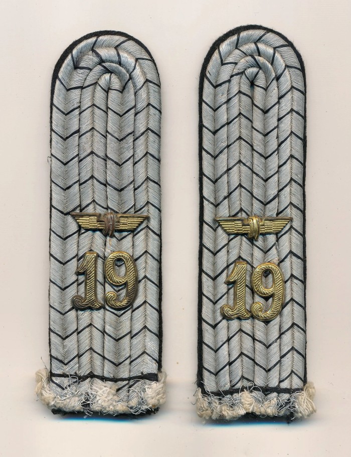 SOLD - Pair of Bahnschutz Shoulder Boards