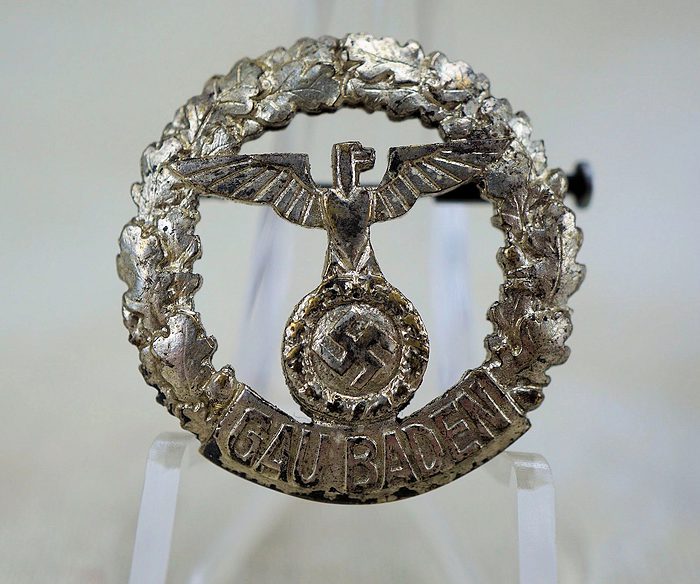 SOLD - RARE Gau Baden honor badge for women