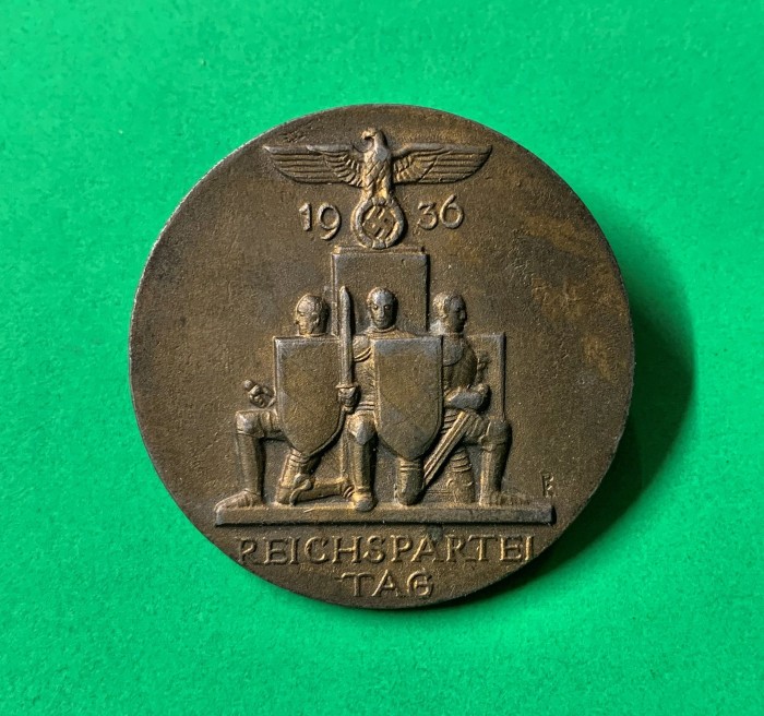 SOLD - Reichsparteitag 1936 Tinnie - Image 3