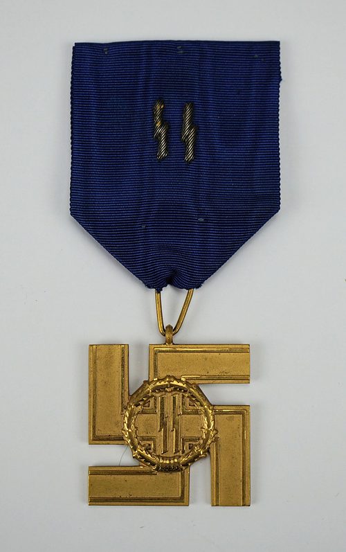 SOLD - SS 25 Year Service Medal