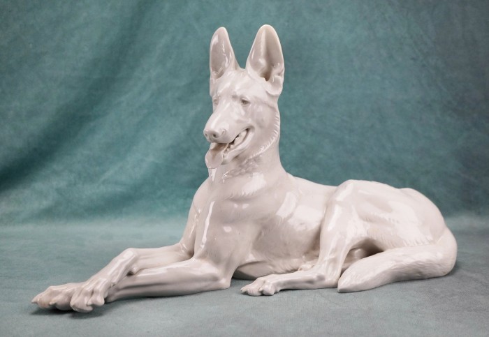 SOLD - SS Allach Porcelain Grosse Schäferhund by Theodor Kärner