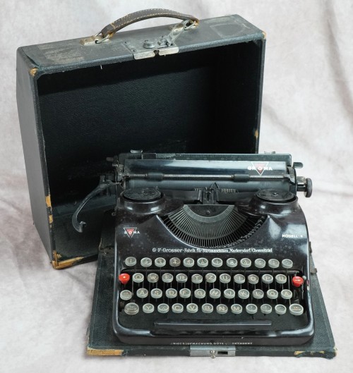 SOLD - SS Typewriter by Groma w/ Carrying Case