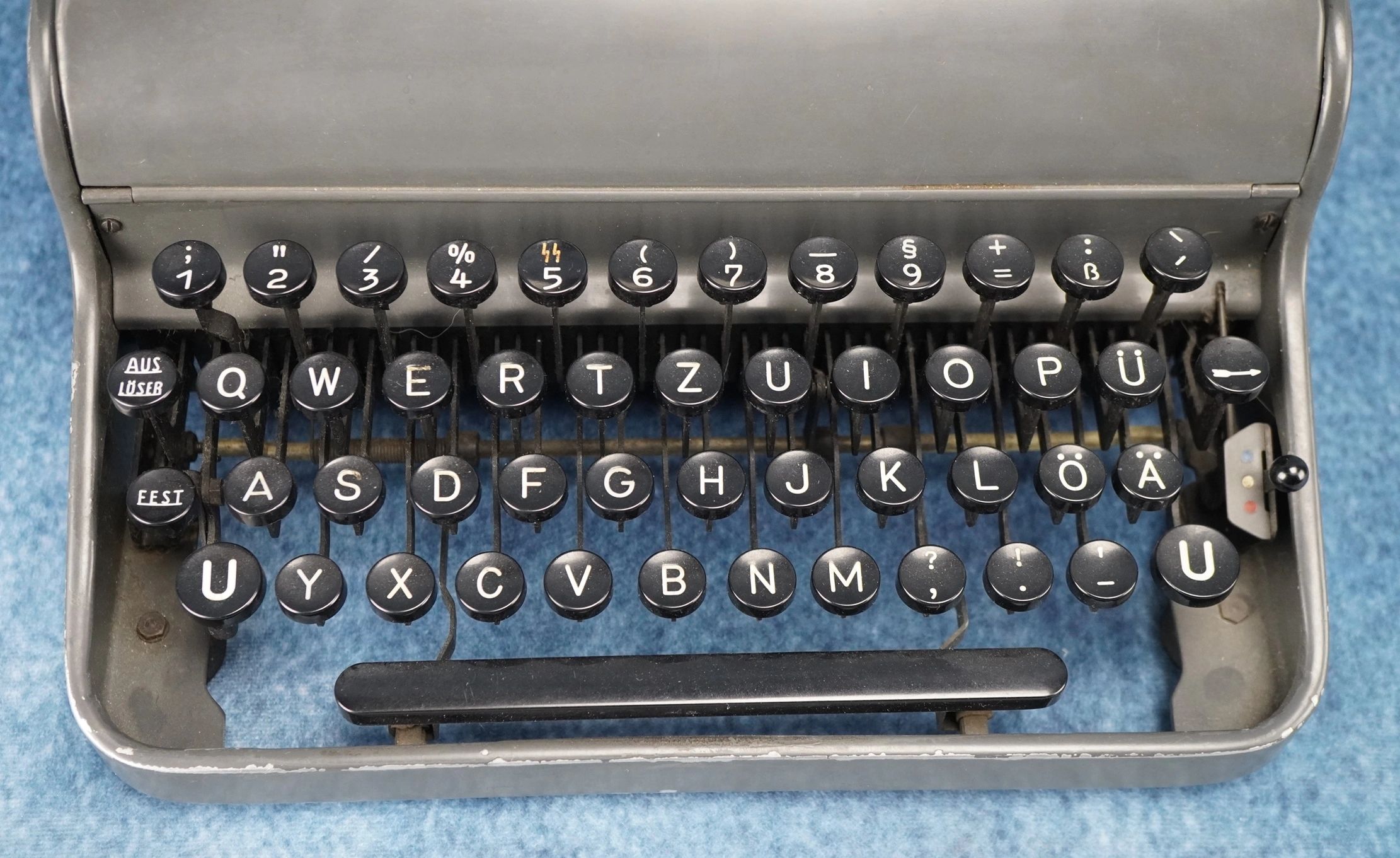 SOLD - SS Typewriter by Olympia - Image 6