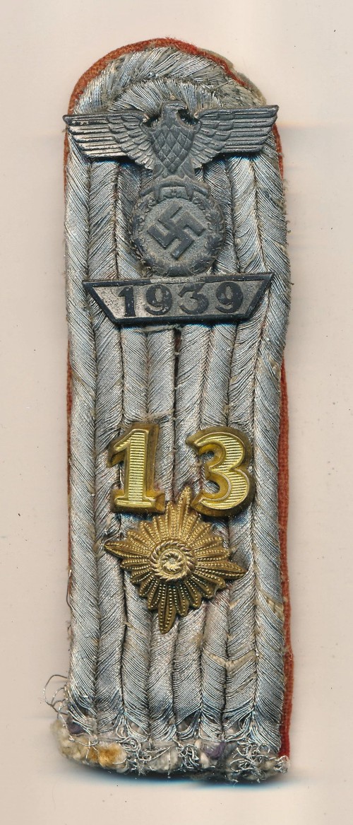 SOLD - Spange to the Iron Cross 2nd Class Attached to Heer Artillery Oberleutnant Shoulder Board