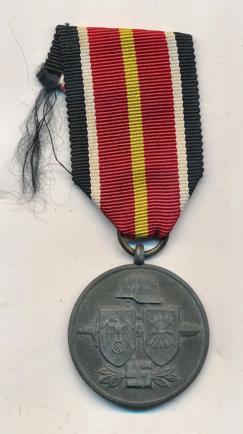 SOLD - Spanish Blue Division Service Medal