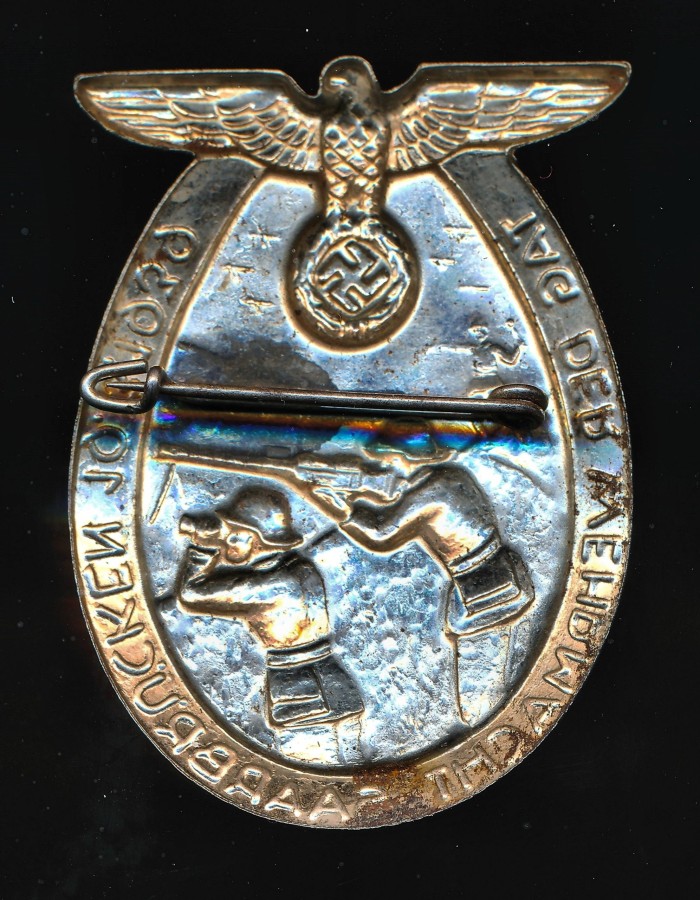 SOLD - Tag der Wehrmacht Saarbrücken 1939 Tinnie - Image 2