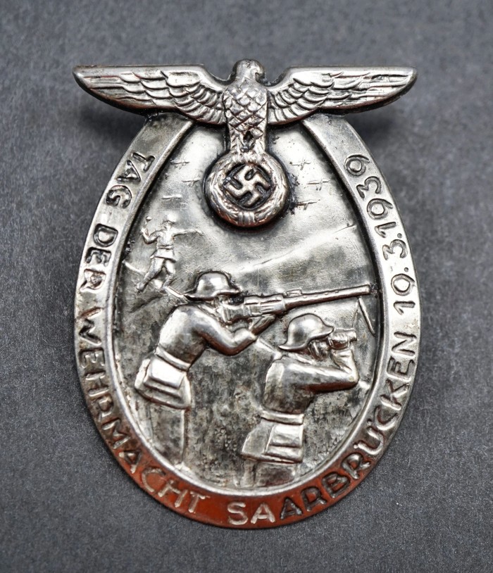SOLD - Tag der Wehrmacht Saarbrücken 1939 Tinnie - Image 5