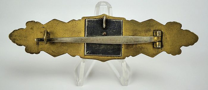 SOLD - Type 1 - PRESENTATION GRADE Close Combat Clasp in GOLD - Image 2