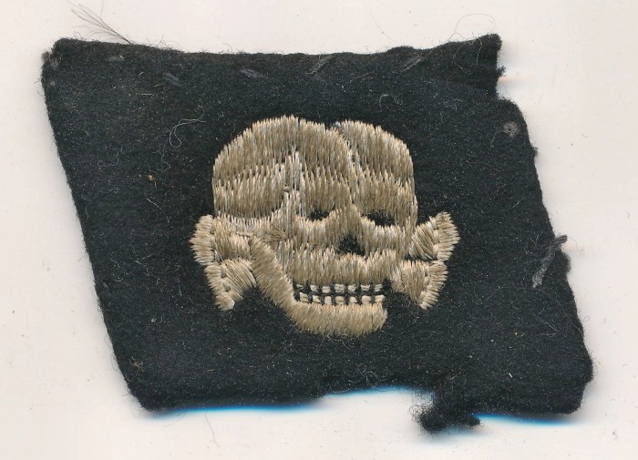 SOLD - UNIFORM REMOVED SS Totenkopf Collar Tab