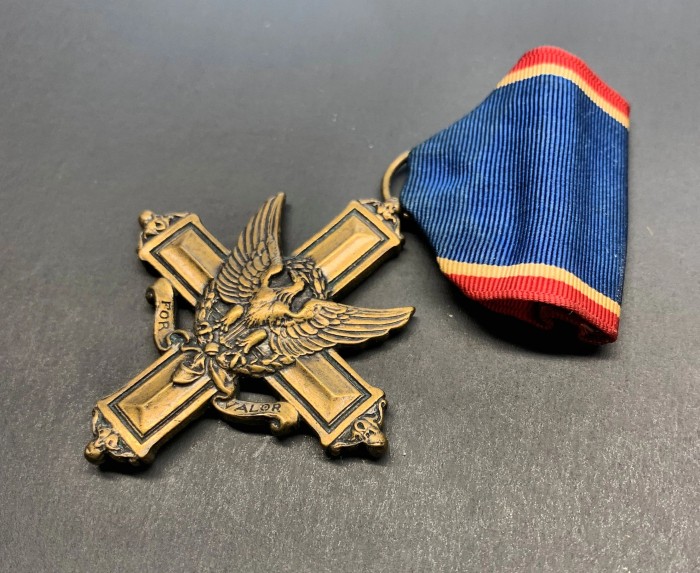 SOLD - US Distinguished Service Cross