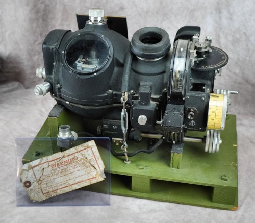 SOLD - WW2 US Army Navy mark I Air Force Corps M7 Norden Bombsight w/ wooden stand