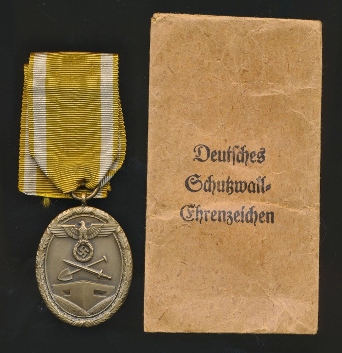 SOLD - West Wall Medal W/ Issue Packet