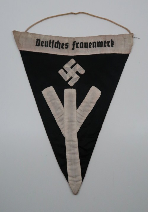 SOLD - silk Deutsches Frauenwerk organization pennant