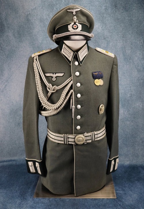 SOLD - stunning Infantry reserve officer's privately tailored Waffenrock