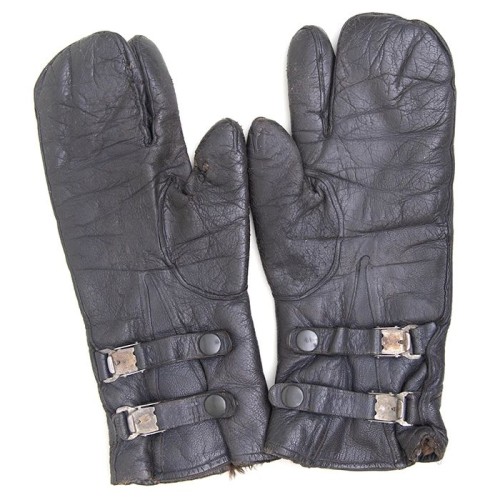 Service used Luftwaffe Leather Winter Gauntlets