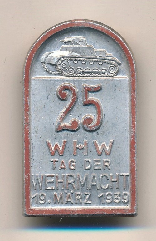 WHW Tag der Wehrmacht 1939 Tinnie