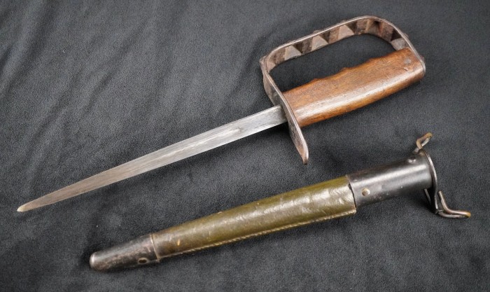 WITHDRAWN - Model 1917 LF&C WW1 Trench Knife