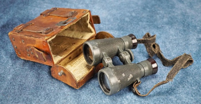 WITHDRAWN - WW1 era Binoculars w/ leather case by Carl Zeiss