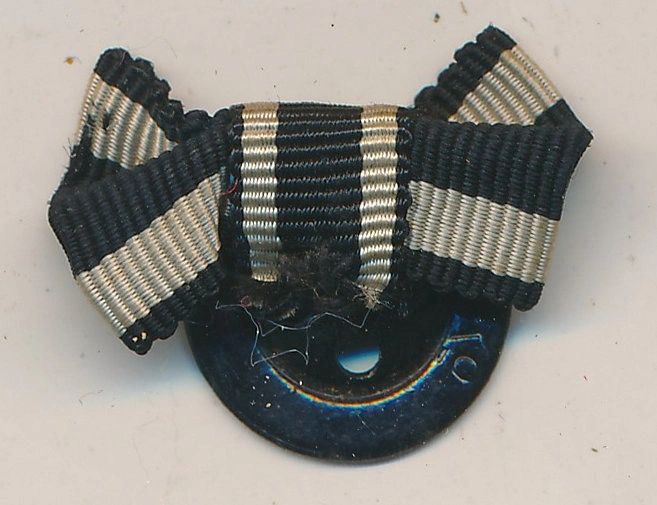 1914 Iron Cross 2nd Class Button Hole Ribbon