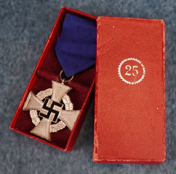 SOLD - Cased 25 Year Faithful Service Medal