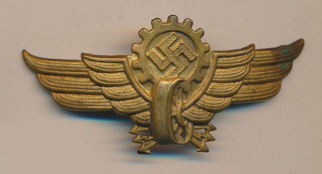 DAF Trolley Operator Cap Insignia