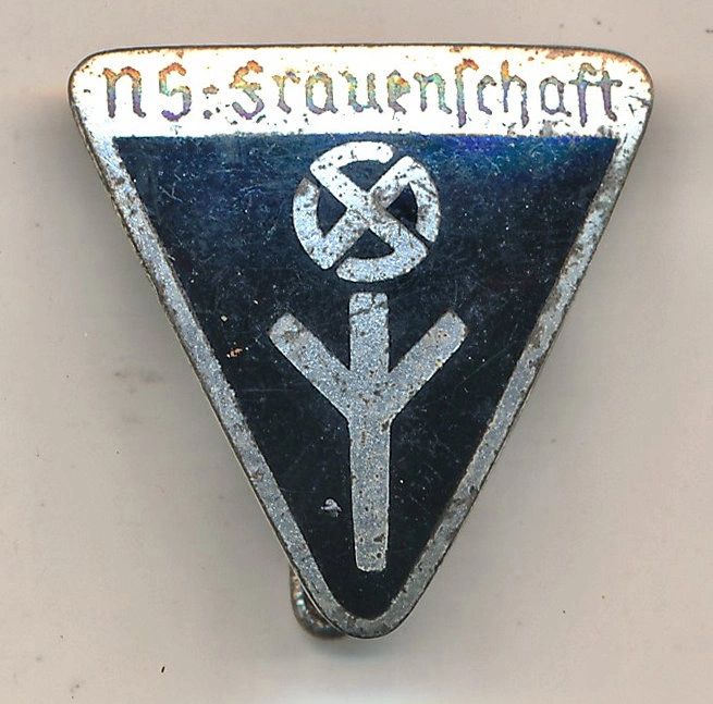 Deutsches Frauenwerk Membership Pin