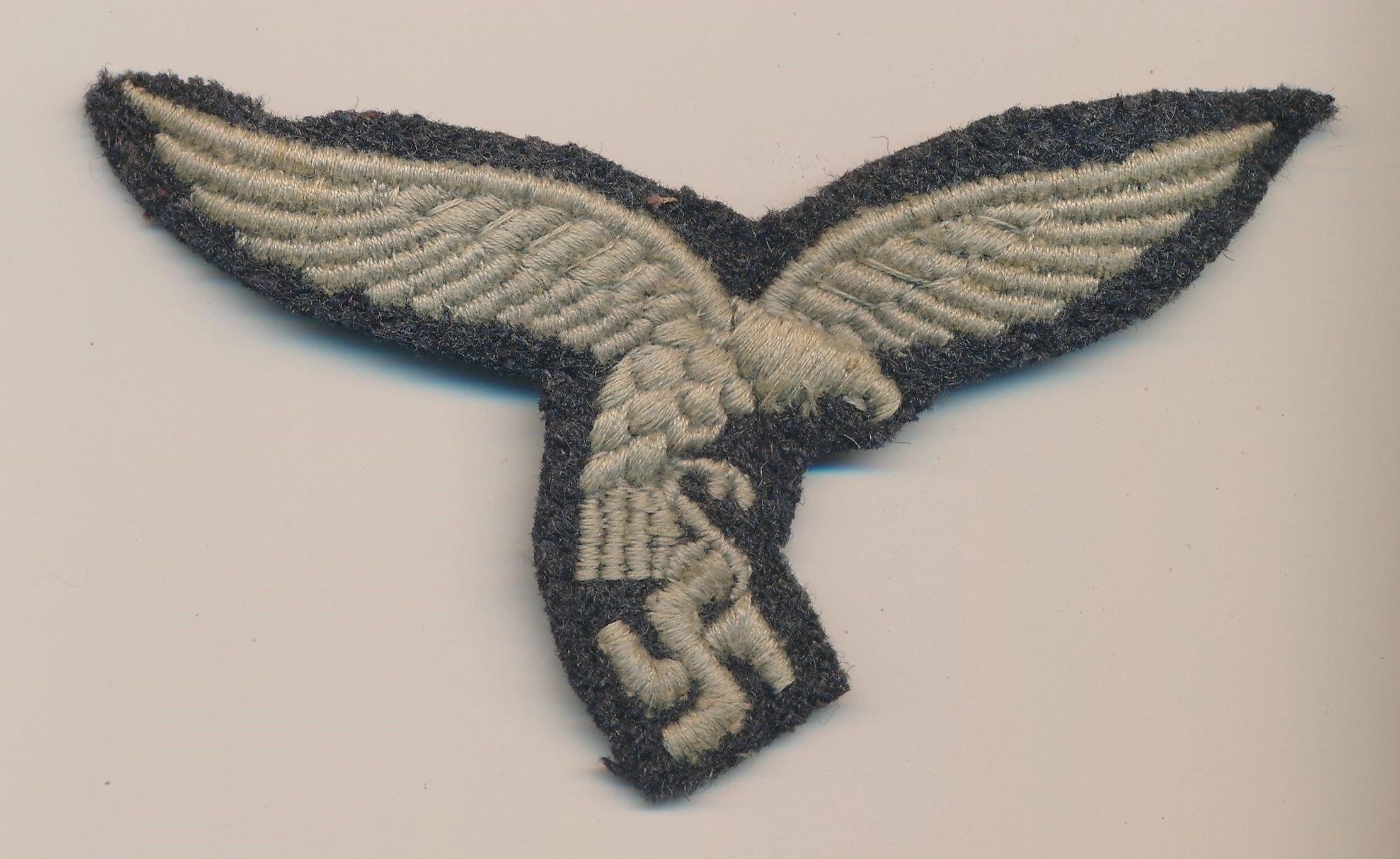 Early Luftwaffe Drooptail EM/NCO Breast Eagle