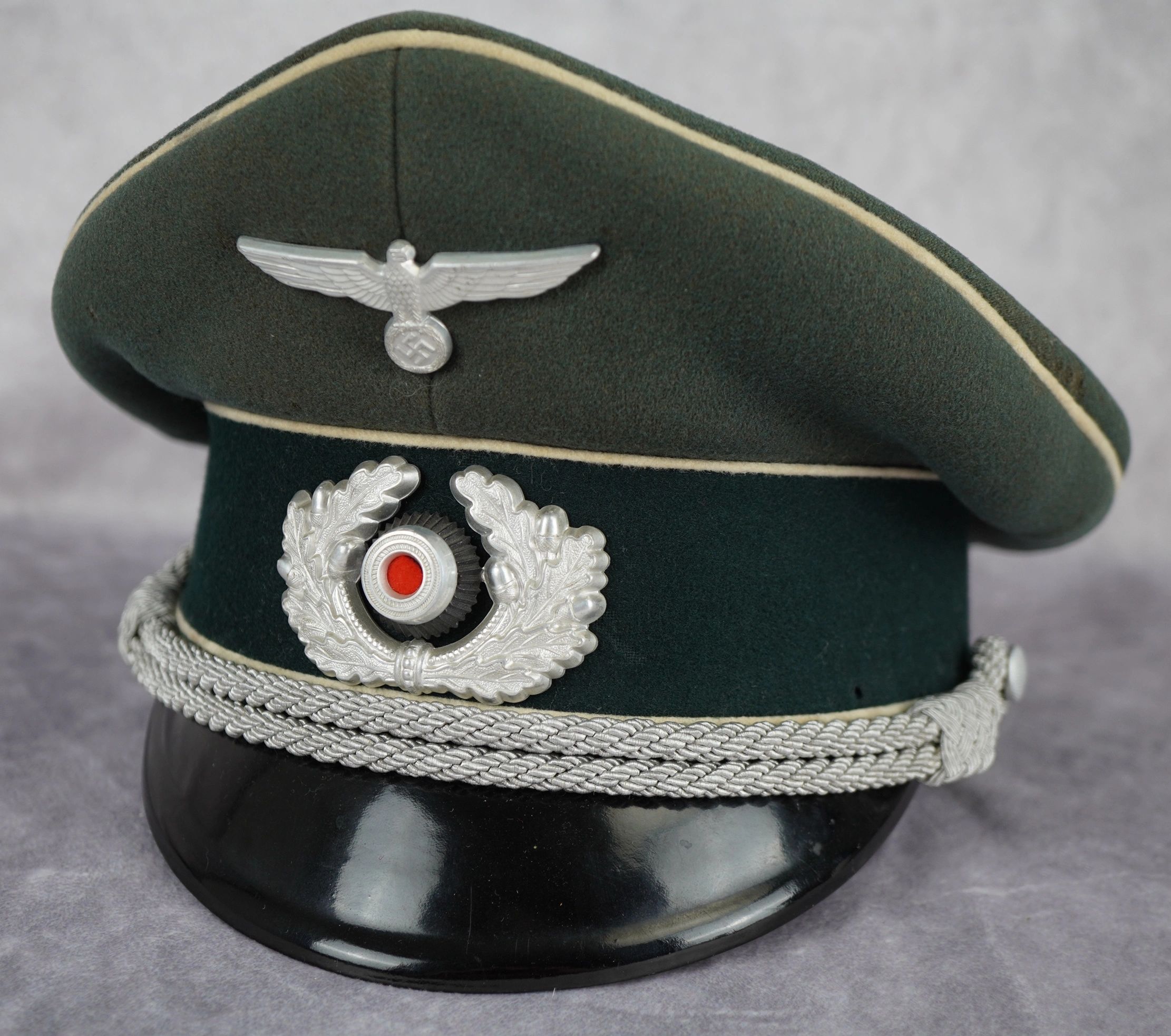 SOLD - Heer Infantry Officer Visor Cap