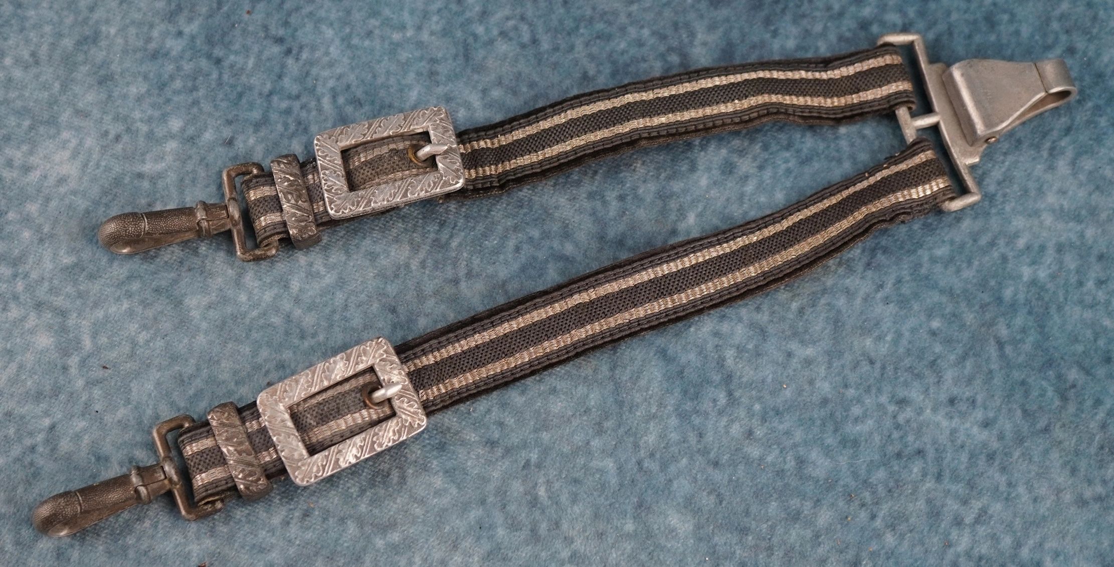 Luftwaffe Officer Dagger Hangers