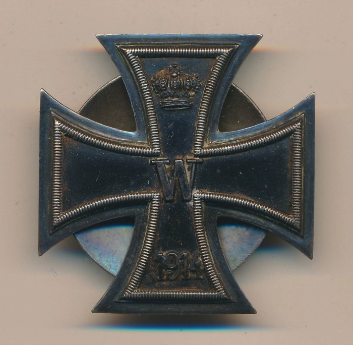 SOLD - 925 Silver Marked Vaulted Screwback 1914 Iron Cross First Class