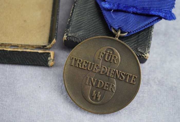 SOLD - Boxed Type 2 SS 8 Year Long Service Medal - Image 5