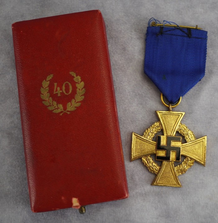 SOLD - Cased 40 Year Faithful Service Medal