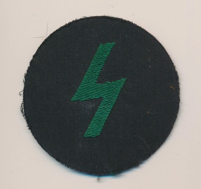 SOLD - Deutsches Jungvolk Oberbann Rune Sleeve Insignia