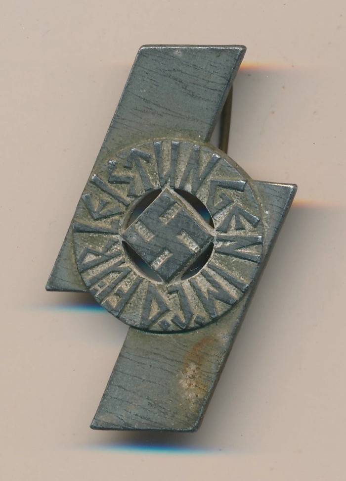 SOLD - Deutsches Jungvolk Proficiency Badge in Silver