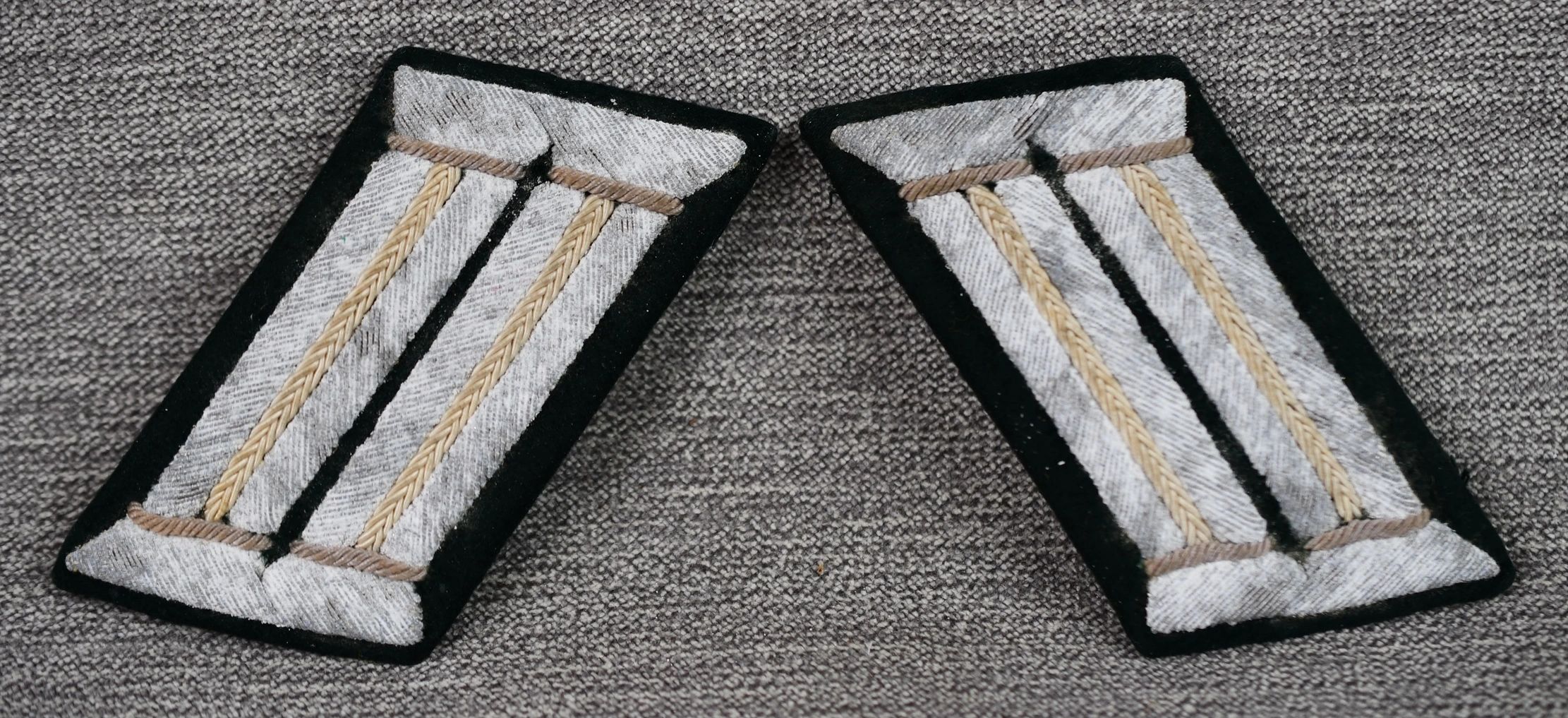 SOLD - Heer Infantry Officer Collar Tabs