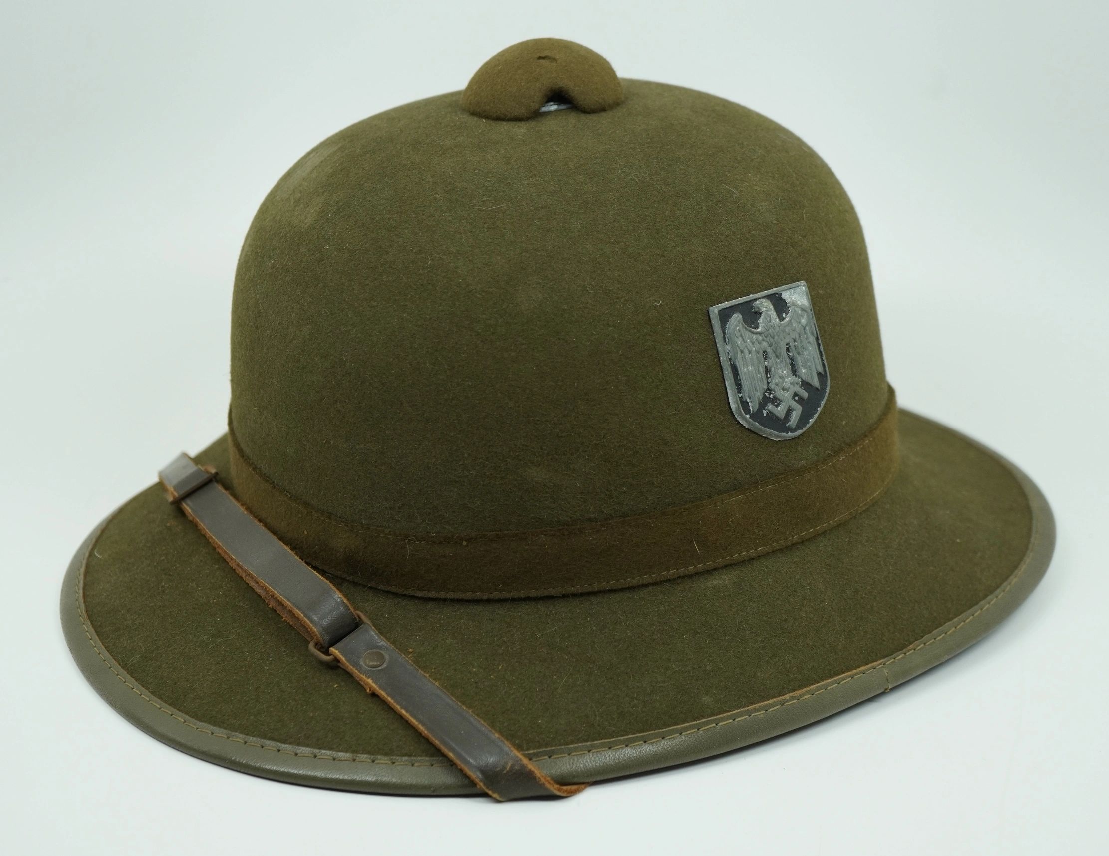 SOLD - Heer Tropical Pith Helmet