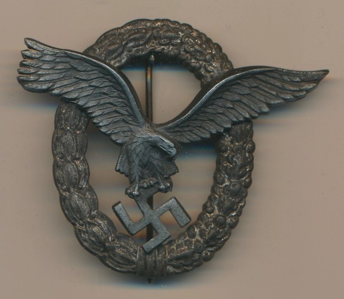 SOLD - Luftwaffe Pilot Badge